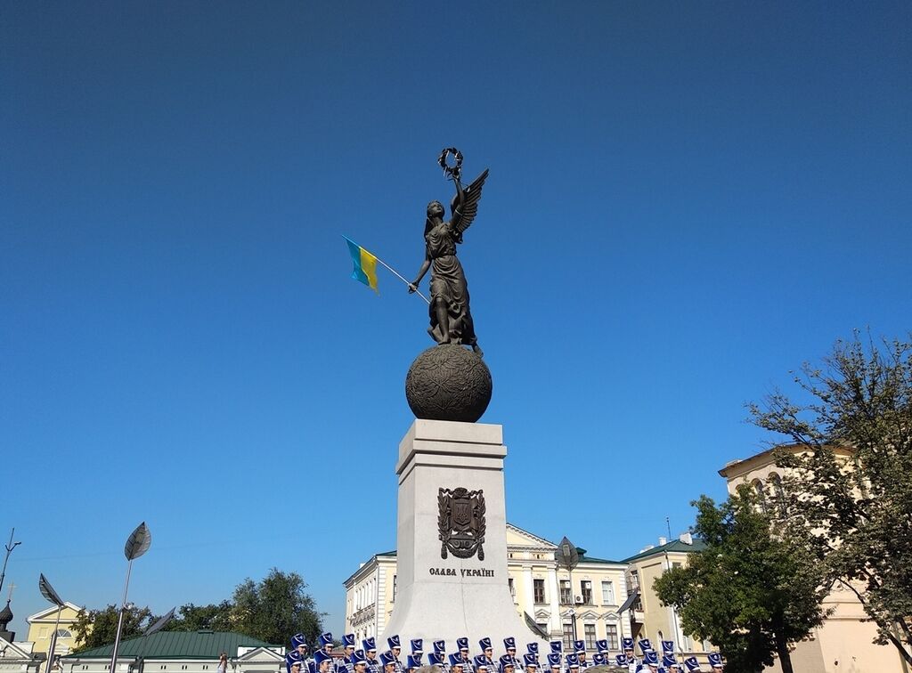 В Харькове устроили яркое шоу ко Дню города: как это было