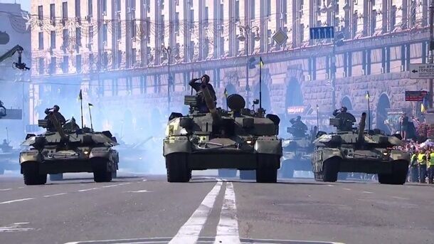 Впечатляющий военный парад в Киеве: чем хвасталась Украина