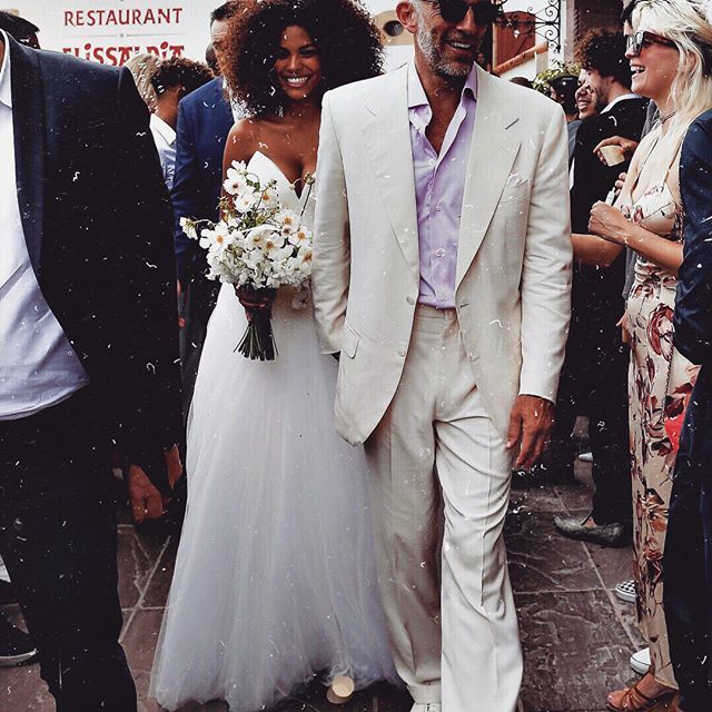 Актер Венсан Кассель женился на модели, младше на 30 лет: яркие фото со свадьбы