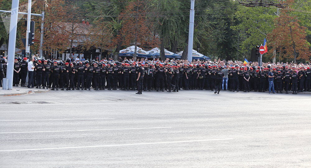 В Кишиневе полиция разогнала антиправительственный протест: все подробности