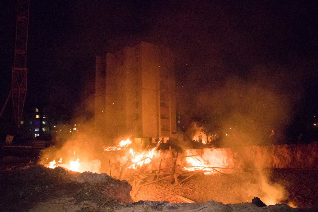 "Нас достало!" Под Киевом люди объявили войну бизнес-произволу