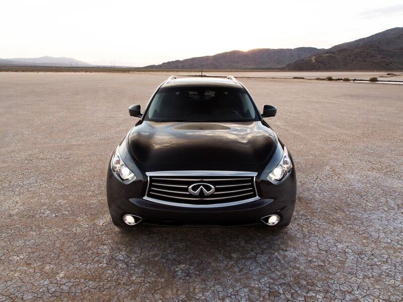 Infiniti QX70