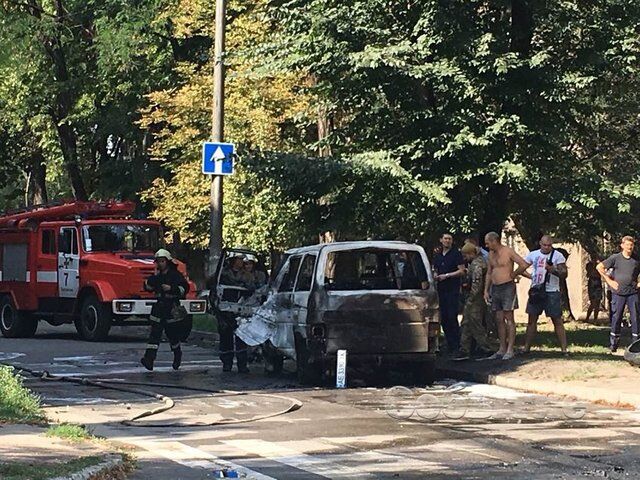 Взрыв авто на Днепропетровщине: появились детали и новые фото