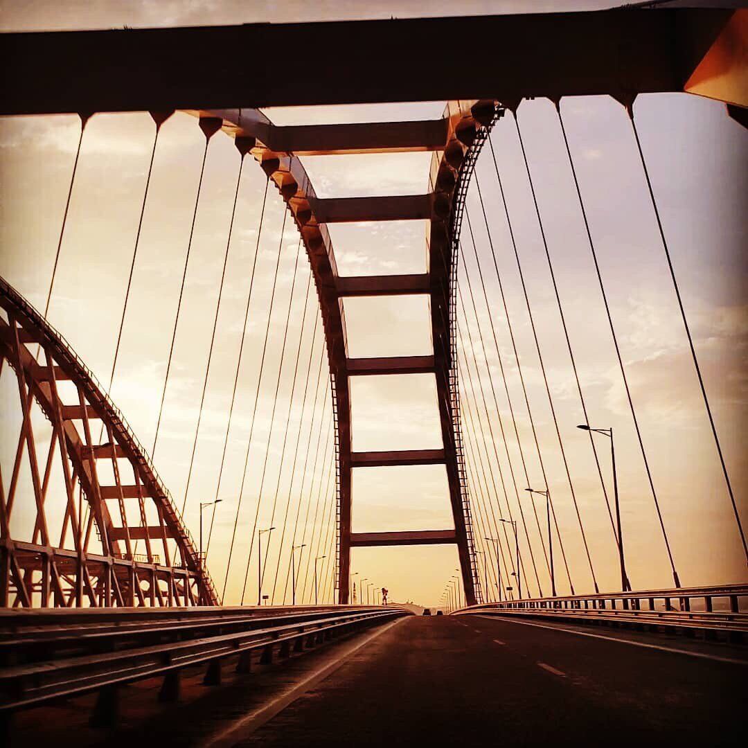 "Мульон авто": в сети показали новые фото пустого Крымского моста