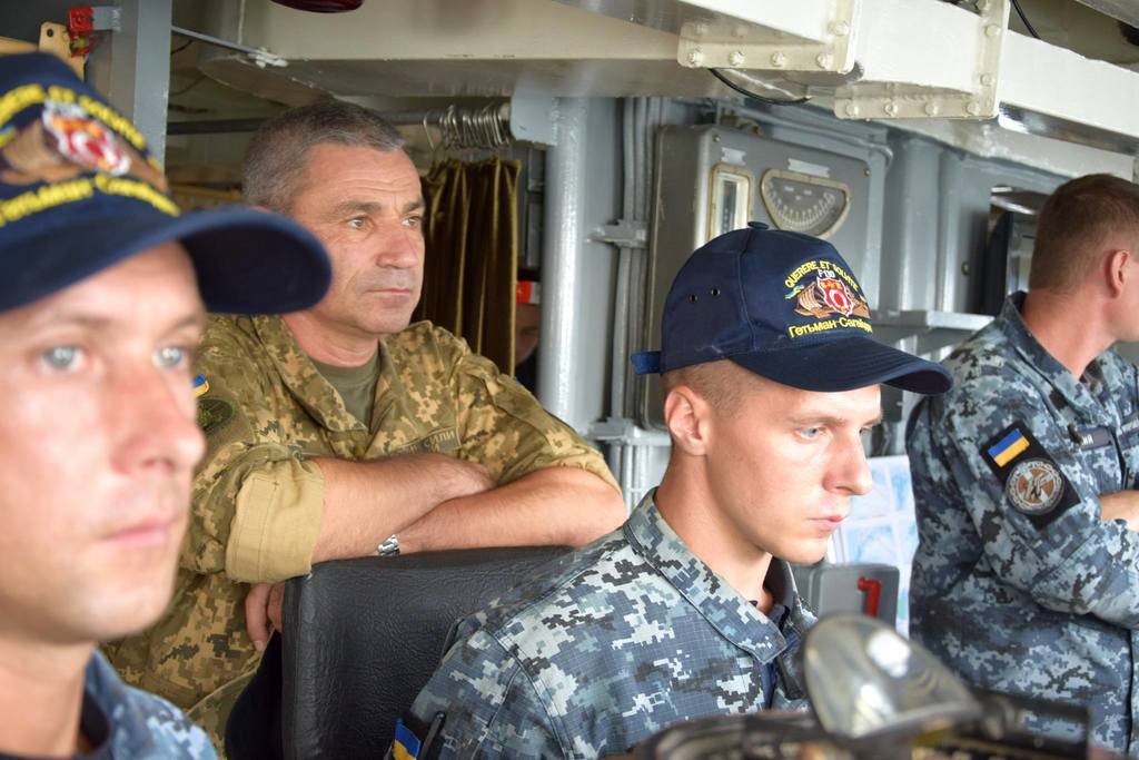 Украинские морпехи успешно "отбили" атаку: мощные фото 