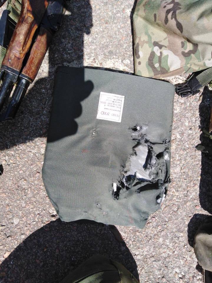 Террористы "Л/ДНР" открыли огонь по украинским полицейским: есть раненные 
