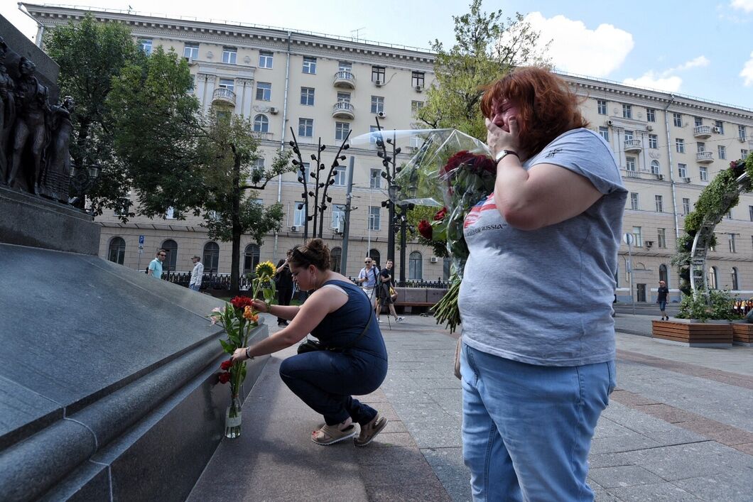 "Олежка, живи!" В центре Москвы прошли пикеты в поддержку Сенцова