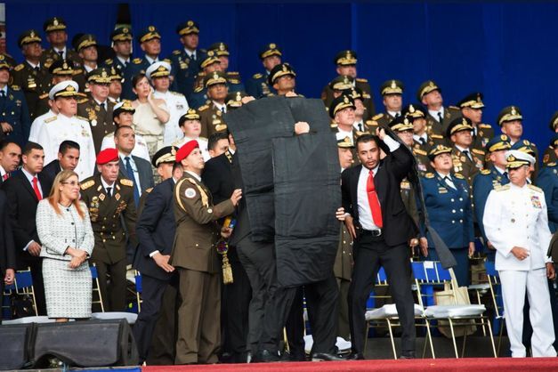 В Венесуэле совершили покушение на президента: все подробности