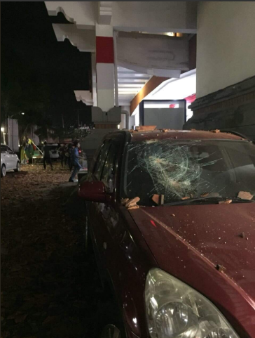 В Индонезии произошло мощное землетрясение: десятки жертв