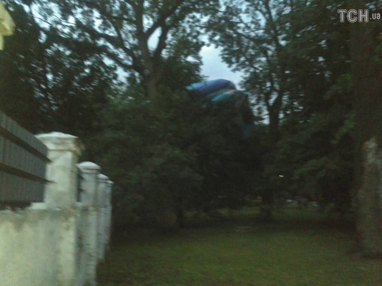 На Кировоградщине разбился воздушный шар: опубликовано видео