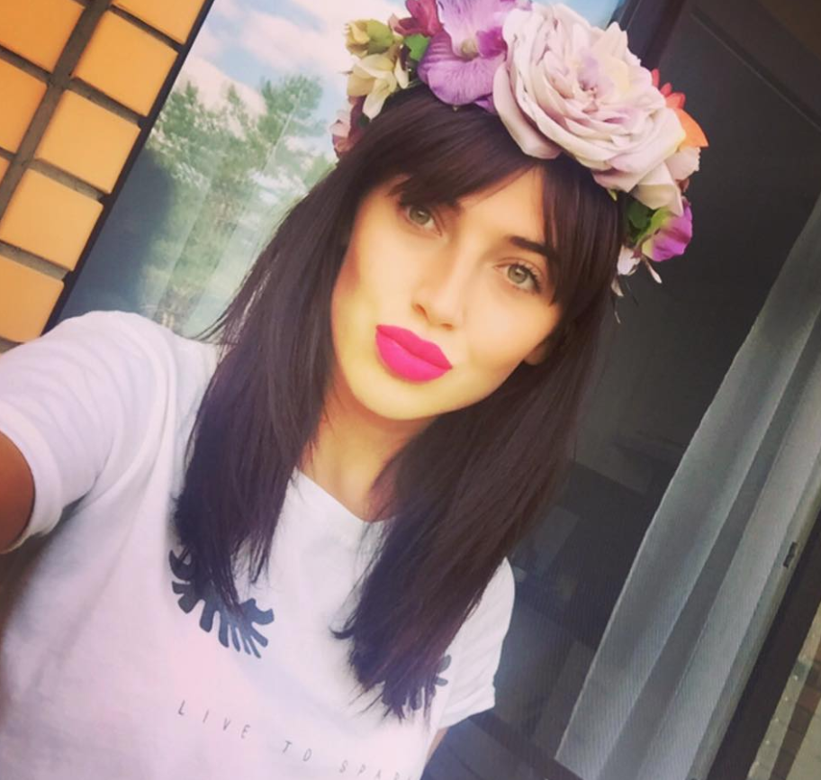 Коханка чоловіка Ані Лорак замахнулася на звання найкрасивішої дівчини України