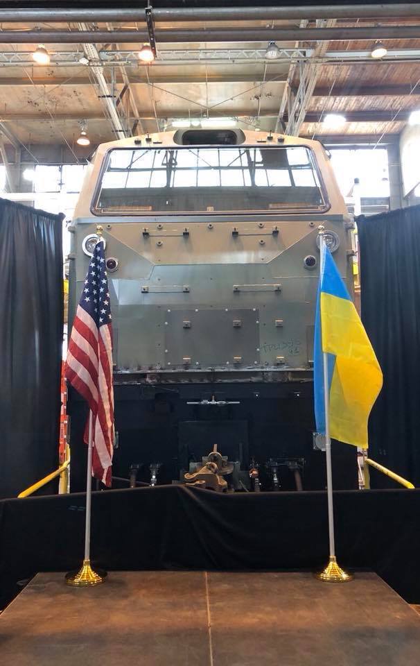 В Україну прибув перший локомотив General Electric: опубліковані фото й відео