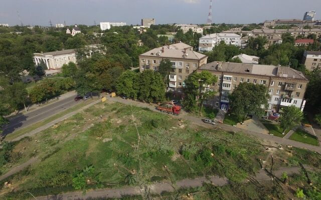 Уничтоженный в Запорожье парк сняли с высоты птичьего полета