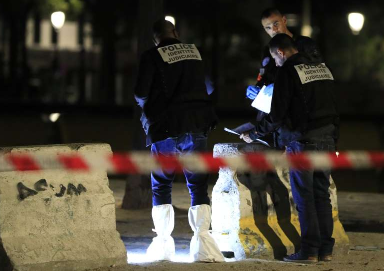В Париже устроили кровавую резню: ранены туристы