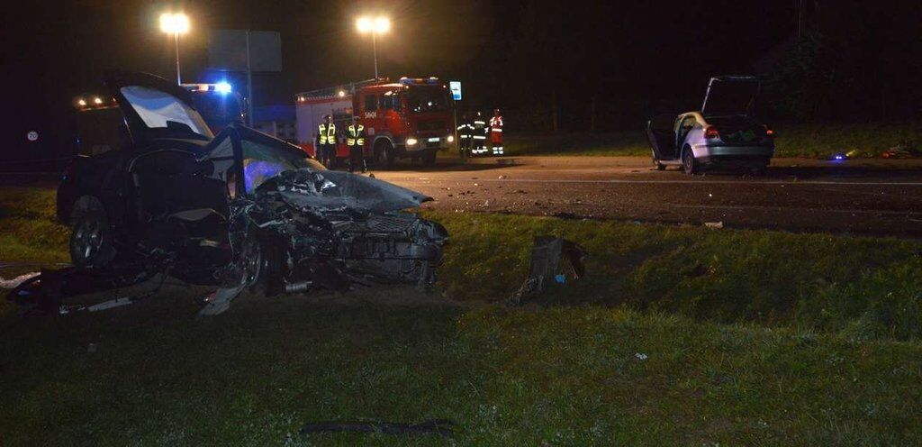 У Польщі зіткнулися два авто з українцями: 1 жертва, 6 поранених