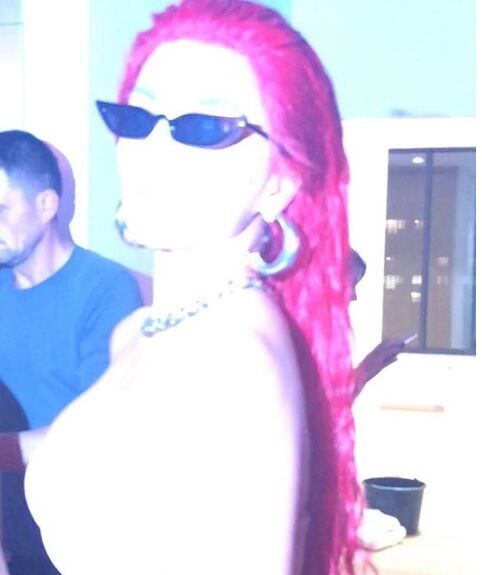 ''Подумав, що Івлєєва'': відверті фото Седокової збентежили соцмережу