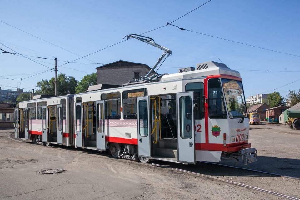 В Запорожье запускают испытание первого б/у трамвая из Европы