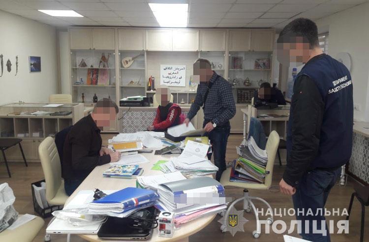 В Запорожской государственной академии во время обысков изъяли валюты на 5,5 миллионов гривен