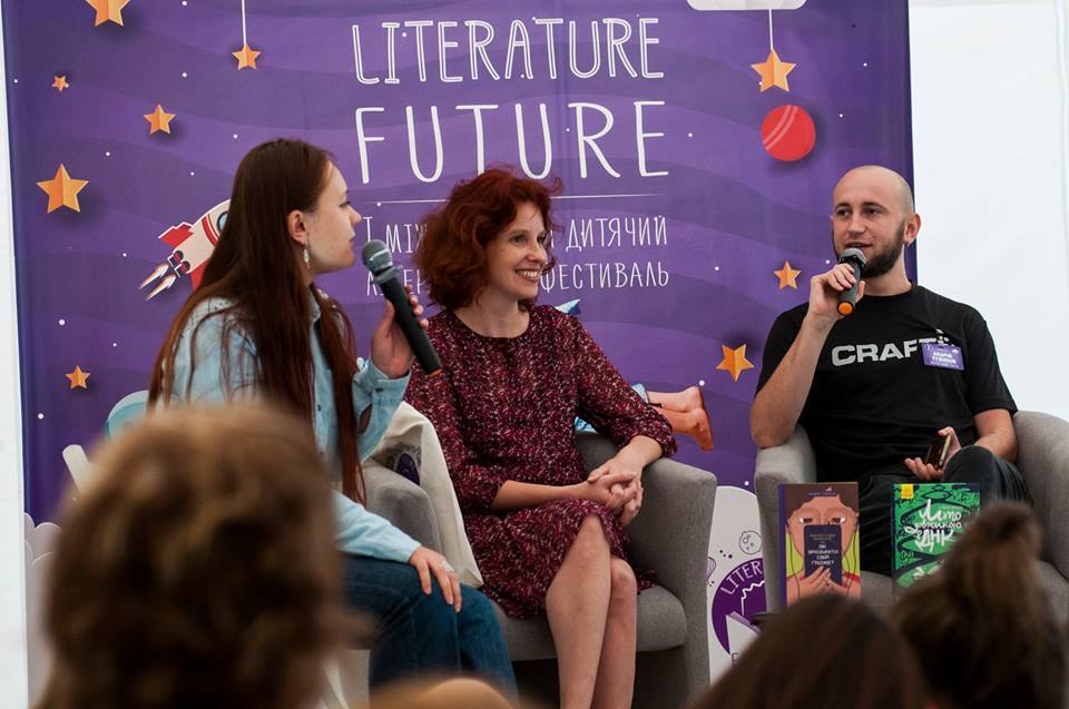 У Чернівцях нагородили кращих дітей-письменників: перемогли дівчата з Донбасу