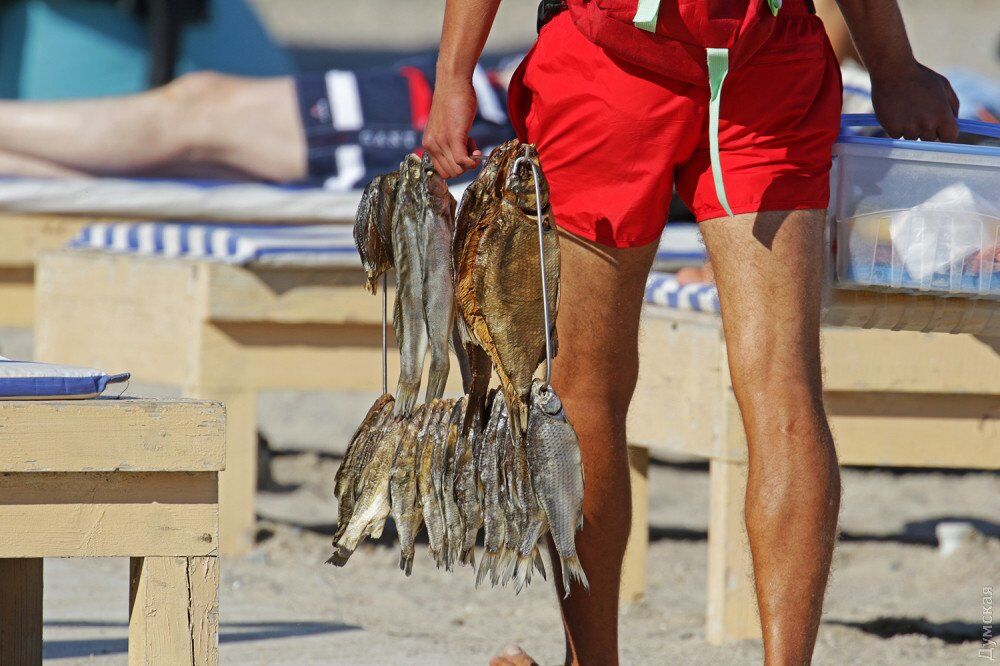 Пляжі забиті: Одеса показала Криму справжній оксамитовий сезон