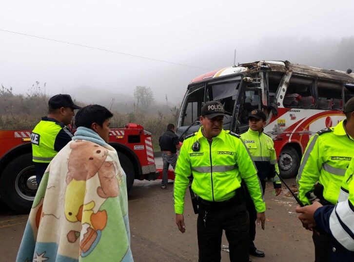 В Еквадорі розбився пасажирський автобус