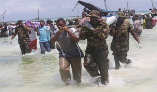 В Танзании затонул паром с туристами: число жертв может превысить 200 человек