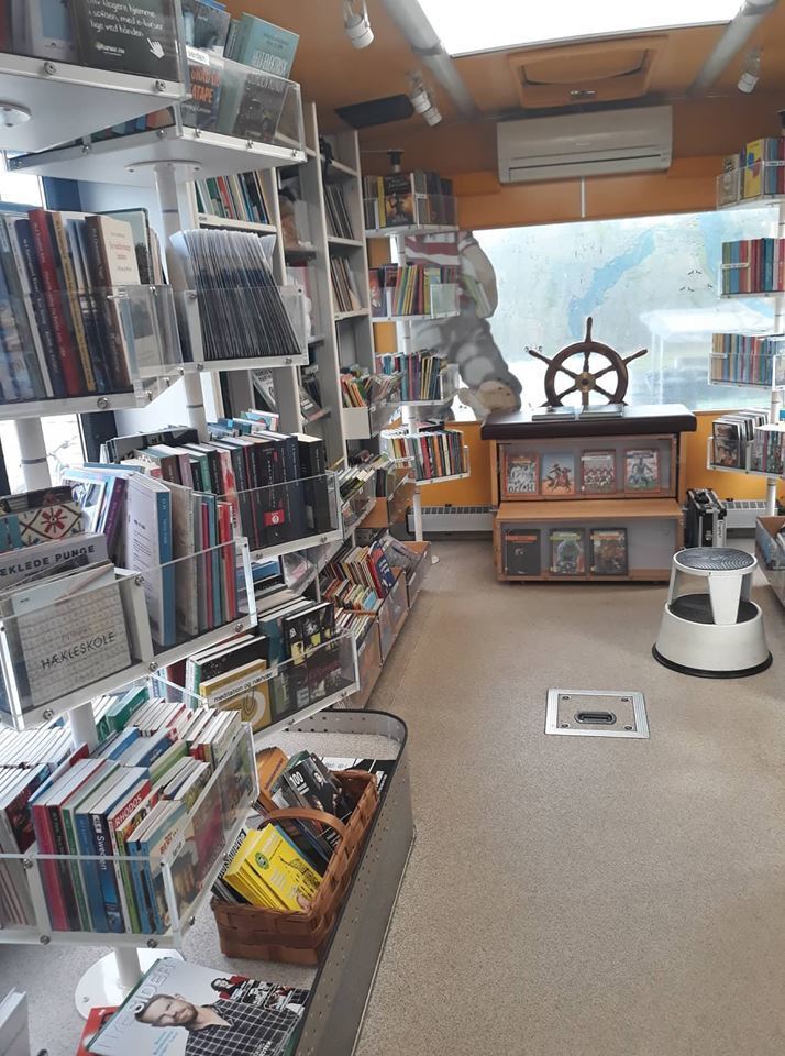 Библиотека на колесах: журналист из Украины рассказала о поразительном в Дании