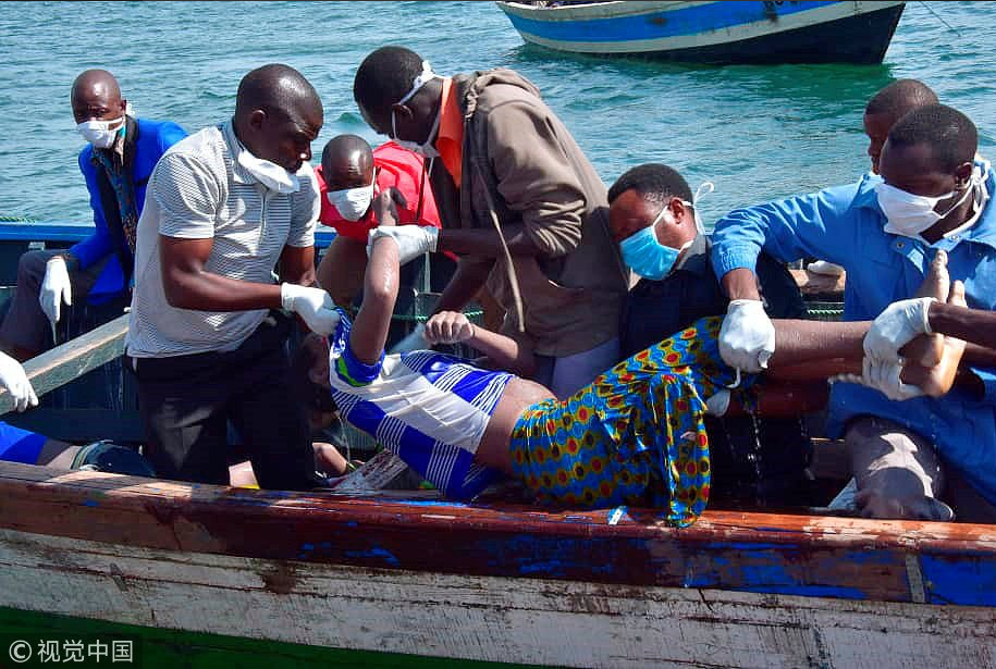 Число жертв крушение парома в Танзании достигло 183: появились новые фото