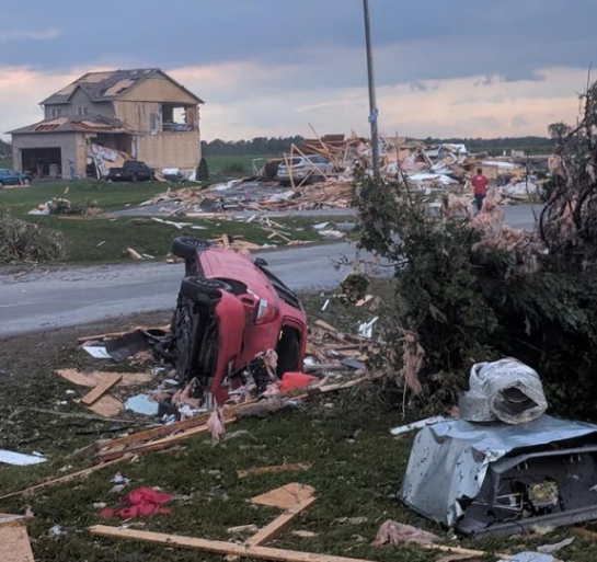 Адское месиво: на Канаду внезапно обрушилась разрушительная стихия