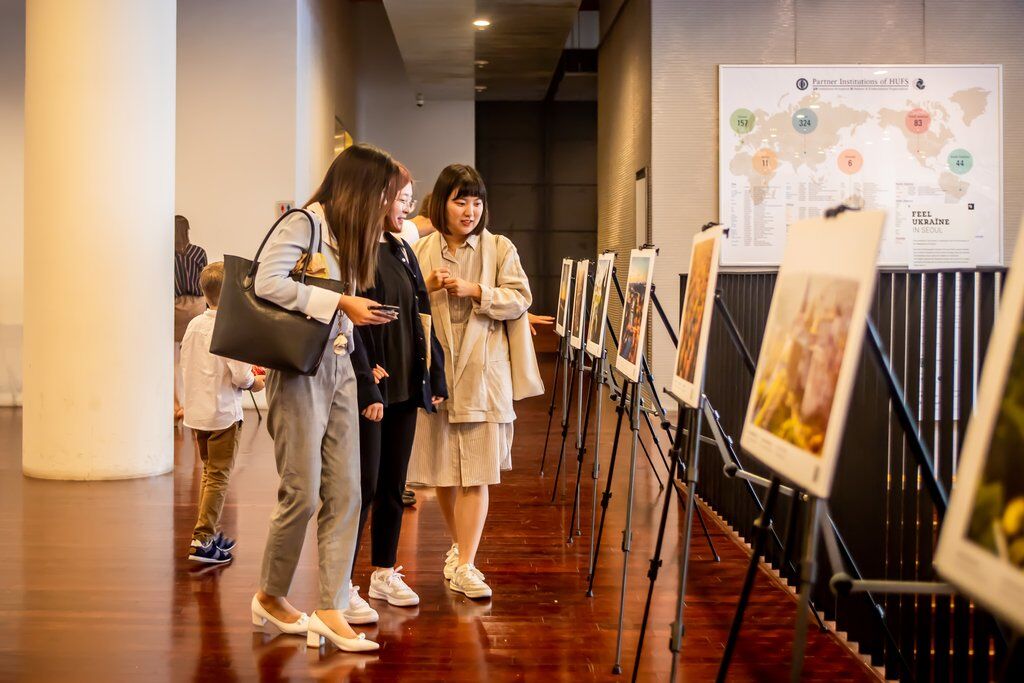 У Південній Кореї відбулася виставка про Україну: фото