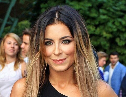  У Ани Лорак день рождения: как менялась внешность звезды-перебежчицы