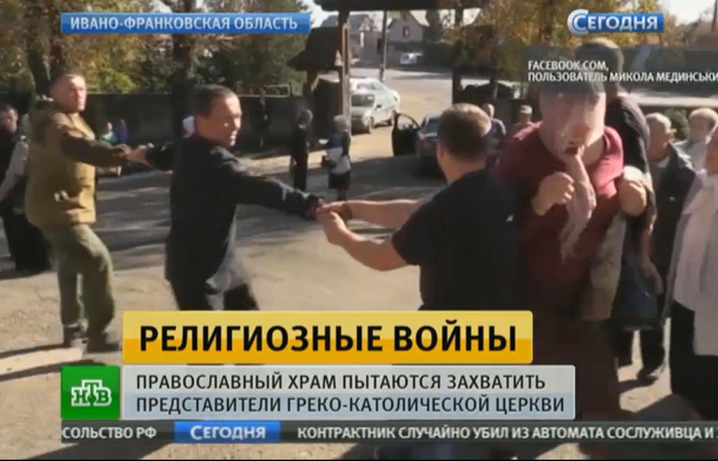 Священников УПЦ МП изгнали из храма на Прикарпатье: все подробности