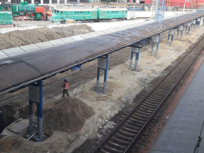 На ж/д вокзале Киева строят платформу для поездов в аэропорт Борисполь: подробности