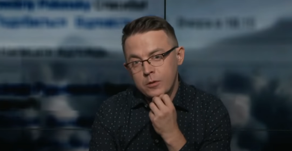 Известный телеведущий в прямом эфире обозвал украинцев нацией болванов