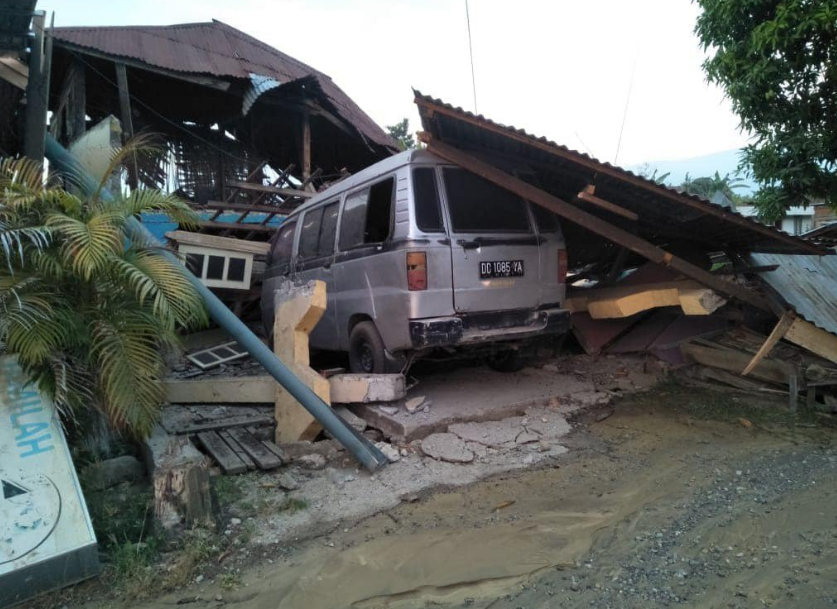 832 жертвы: Индонезию накрыло страшное стихийное бедствие 