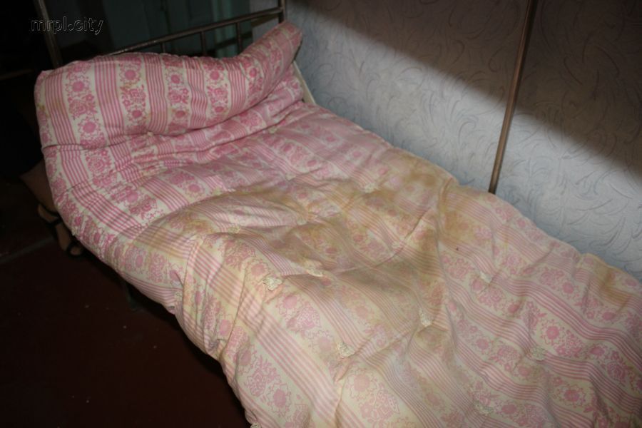 Батьки в жаху: в Маріуполі школярів запроторили до підвалу