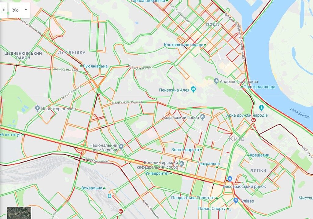 Киев встал в многокилометровых пробках: подробная карта "красных" улиц 