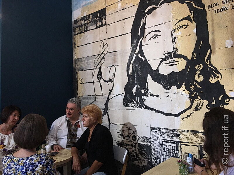 "Слава Ісусу Христу": в Україні відкрили незвичайне кафе без цін