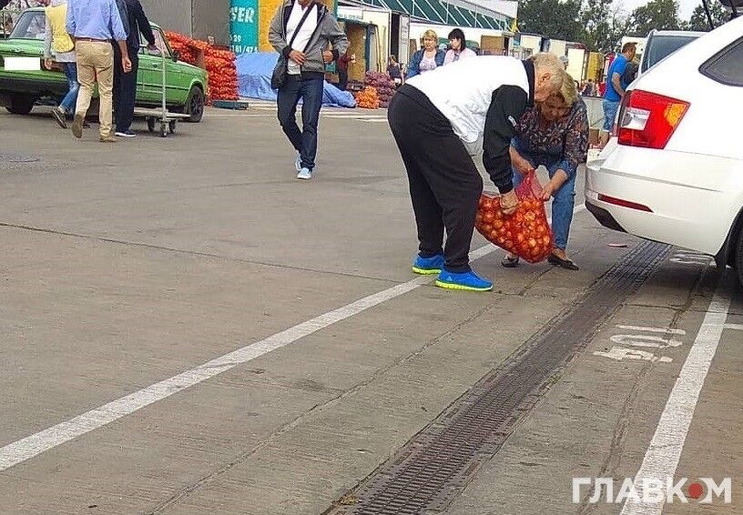 Ближайшего экс-соратника Януковича ''засекли'' на рынке в Киеве: фото