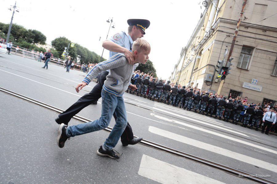 "Путіна - у відставку!" Всю Росію накрили масові протести
