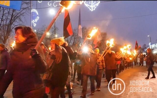 На Донбасі пройшли акції на честь Бандери: з'явилися фото і відео