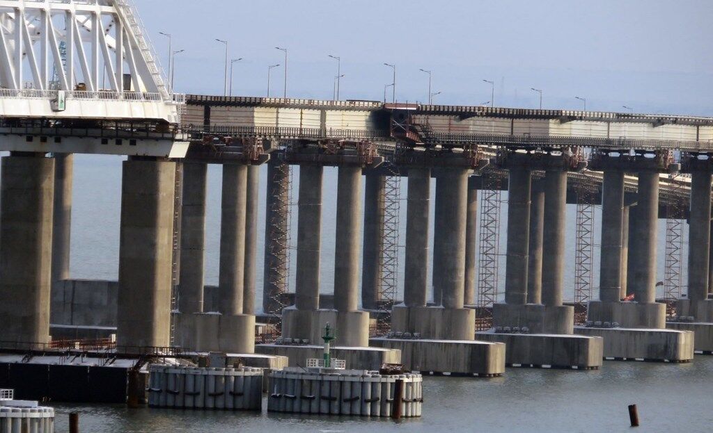 ''Он движется!'' Стало известно о катастрофе на Крымском мосту