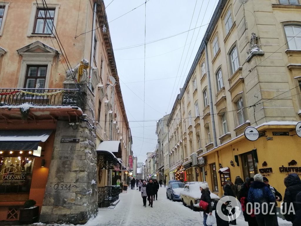 Зимний Львов: в сети появились яркие фото города