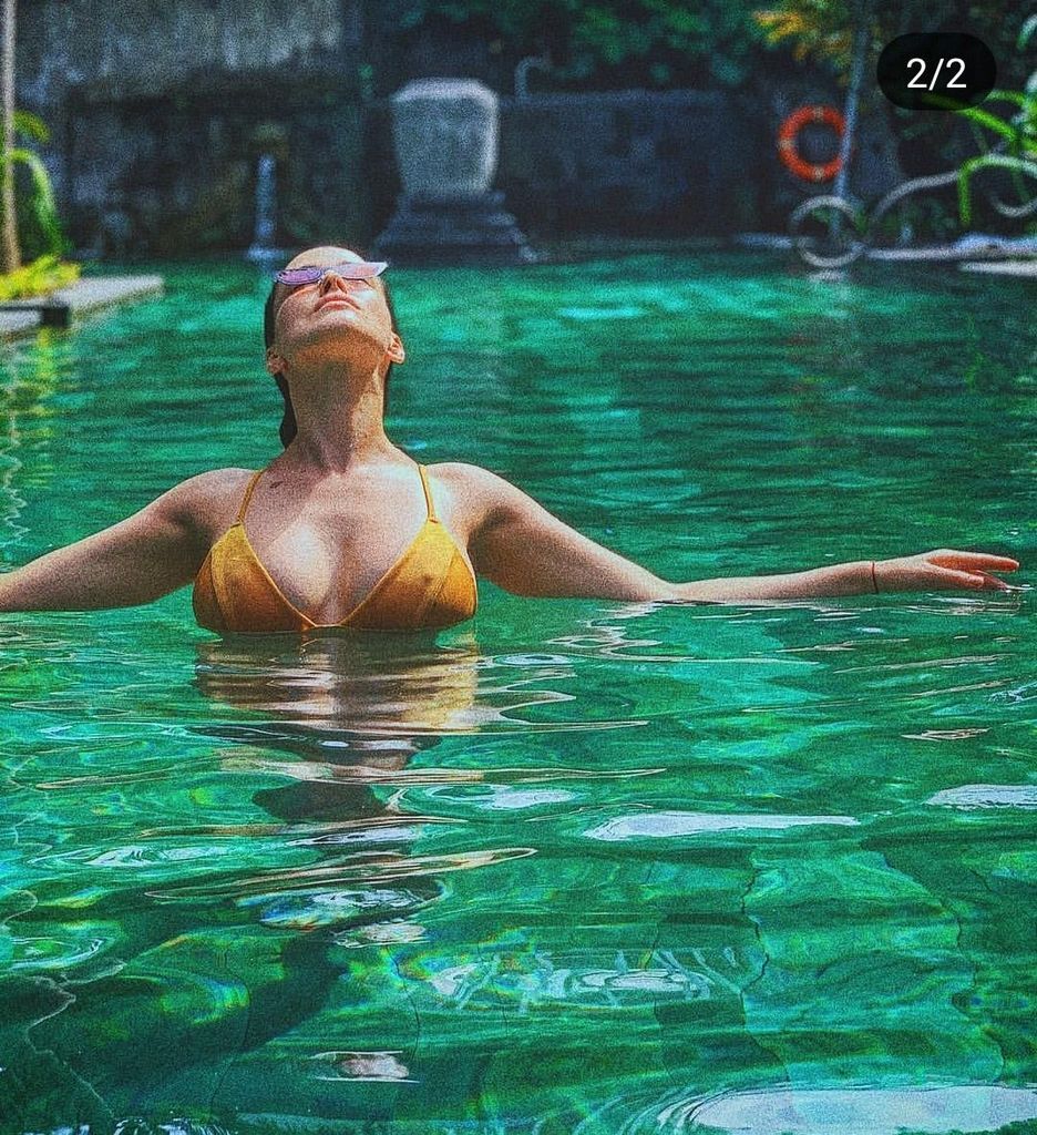 ''Богиня краси'': Астаф'єва захопила мережу фото в купальнику
