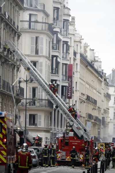 Взрыв в парижском кафе: появились противоречивые данные о жертвах