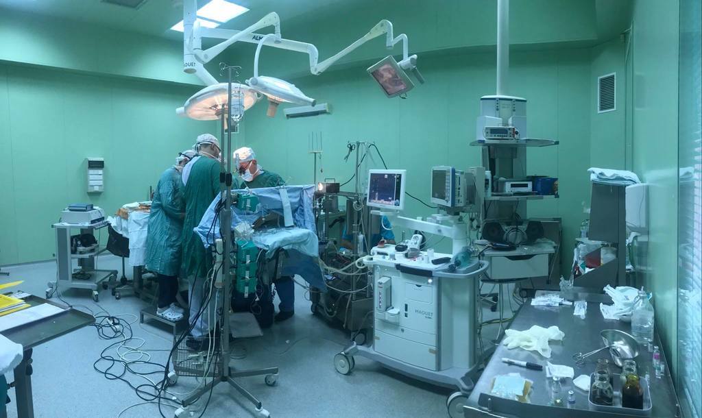 Как кардиохирург Илья Емец с коллегами спасает детские жизни