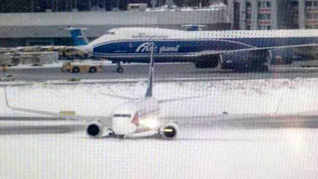   Экипаж не удержал: в России произошло серьезное ЧП с пассажирским самолетом