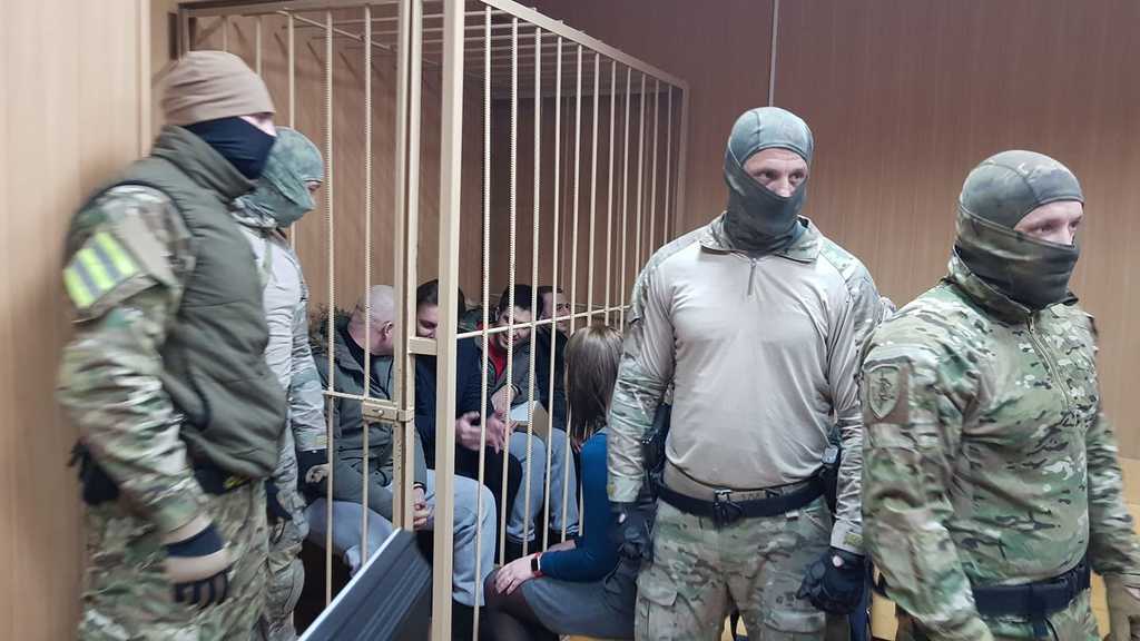 Суд над украинскими моряками