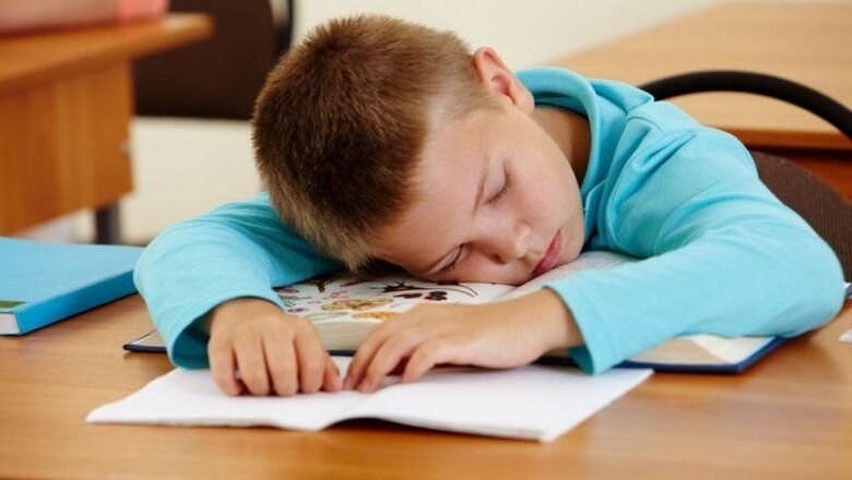 Что делать, если школьник начал плохо спать