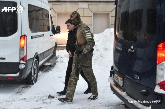 Пленные украинские моряки прибыли в Лефортовский суд